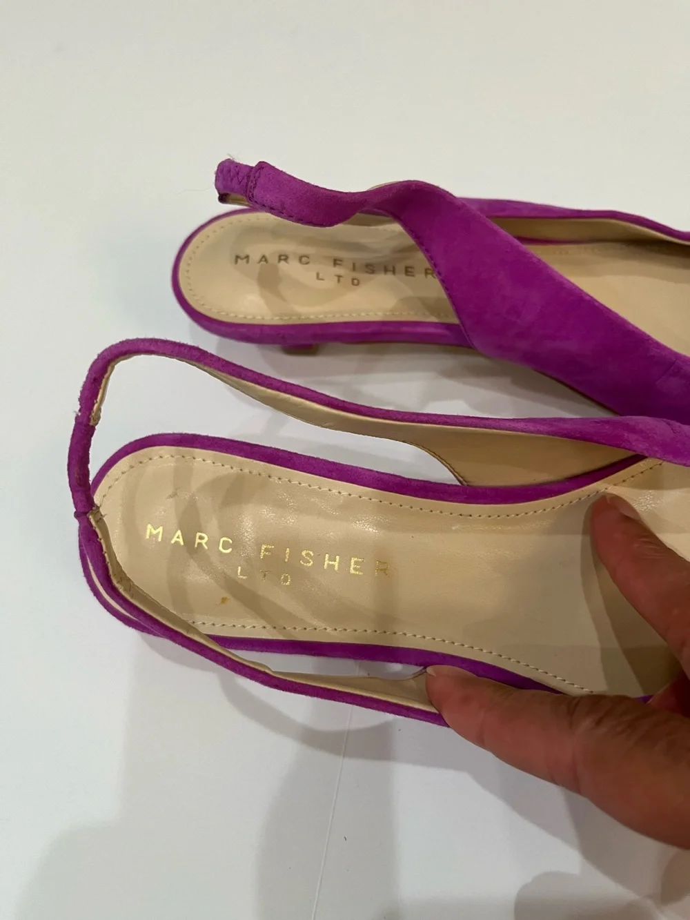 Marc Fisher Violet Suede Pointed Slingback Kitten Heels Sz. 9.5